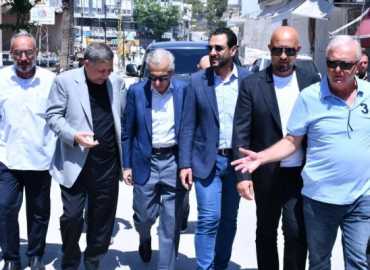 وزير الاقتصاد يعاين أضرار العدوان في النبطية ويبحث مع رئيس البلدية سبل دعم التعافي الاقتصادي