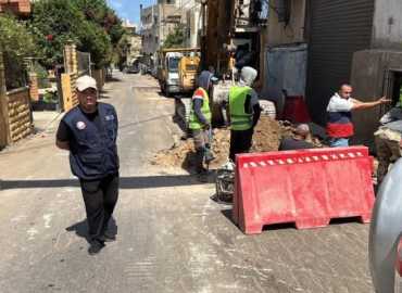 بلدية الجية تستكمل تنفيذ مشروع إنشاء أقنية لتصريف مياه الأمطار