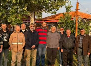 بلدية الخيام تكرّم عمالها تقديرًا لجهودهم في تنظيف البلدة