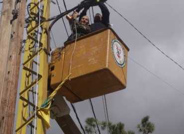 بلدية عيناثا: استكمال مشروع تركيب أجهزة إنارة تعمل على الطاقة الشمسية