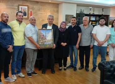 وفد من بلدية صور يزور بلدية صيدا ويشيد بدورها في احتضان النازحين خلال الحرب