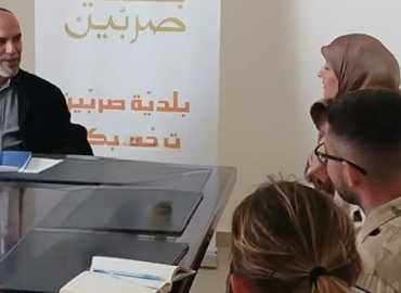 رئيس بلديّة صرُبّين يستقبل وفدًا من الكتيبة البولنديّة