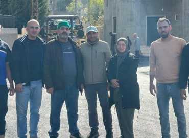 بلدية كفرا تتابع أعمال تعبيد الطريق الداخلي بدعم من وزارة الأشغال