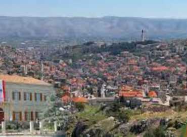 بلدية زحلة تفعّل غرفة عمليات لتنظيم إيواء النازحين بالتنسيق مع محافظة البقاع