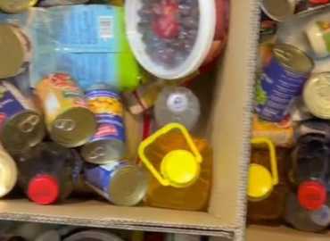 بلدية راميا توزّع حصصًا تموينية على النازحين