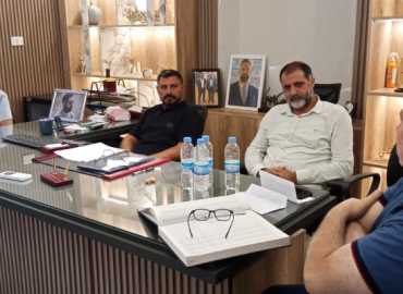 المجلس البلدي في العباسية يعقد أولى جلساته بعد العدوان ويقر أولويات المرحلة المقبلة