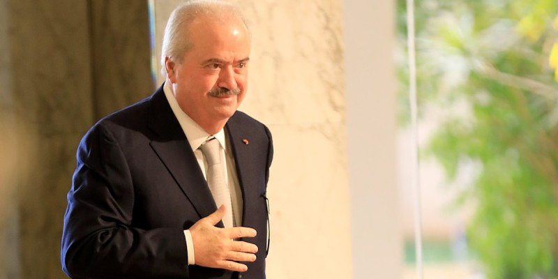 وزير المالية وقّع قرار صرف 37.5 مليون دولار أميركي للبلديات واتحاداتها