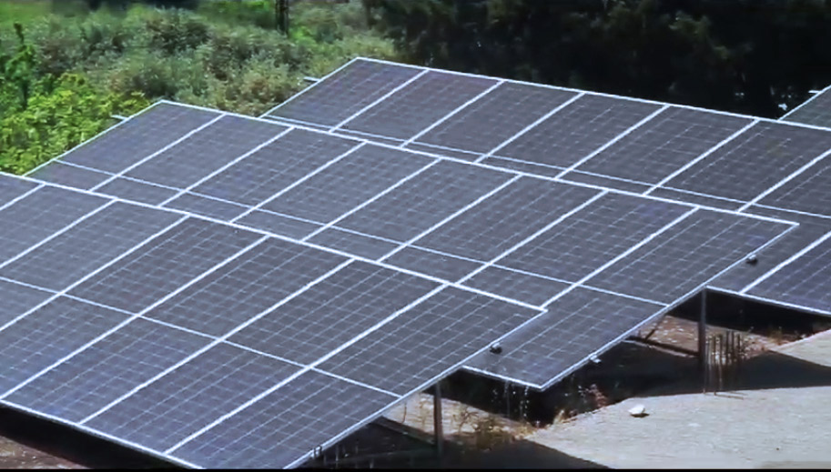 رئيس بلدية أركي: الأهالي في اكتفاء .. لا شراء للمياه بعد انهاء مشاريع الطاقة الشمسية للآبار الارتوازية (فيديو)