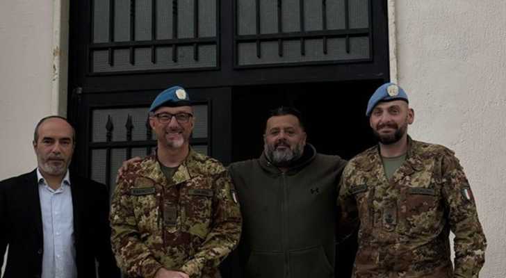 رئيس بلدية صربّين يبحث سبل التعاون مع قائد القطاع الغربي في اليونيفيل
