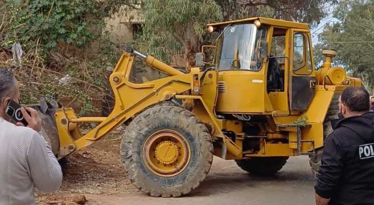 بلدية الشويفات تواصل حملة إزالة المخالفات عن الأملاك العامة