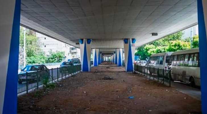 بلدية بيروت تتابع إنشاء مواقف للباصات تحت جسر الكولا