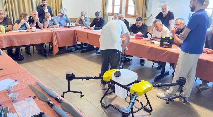 وزارة الزراعة تطلق في الرملية دورة تدريبية لتشغيل الطائرات المسيّرة وتعزيز الرصد الزراعي والحرجي