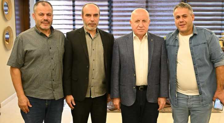 وفد من بلدية صربّين يزور رئيس مجلس الجنوب