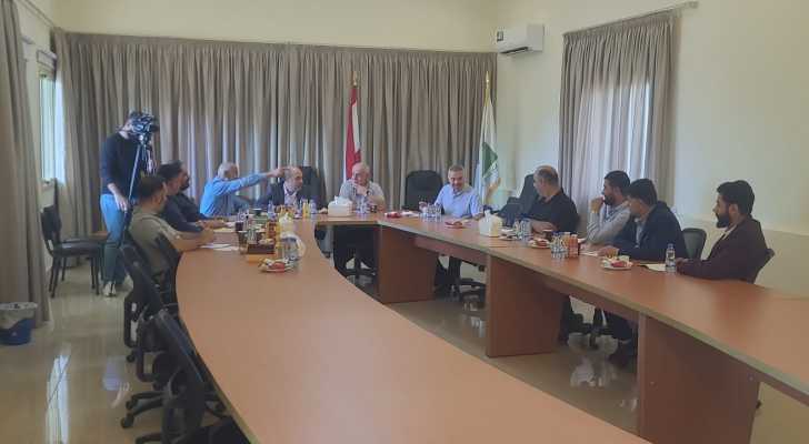 لقاء بلدي موسّع في جويا لبحث سُبل دعم البلديات والمزارعين وتعزيز صمود الأهالي