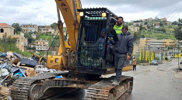 بلدية جبشيت تُنهي صيانة شبكة الكهرباء في الأحياء المتضررة
