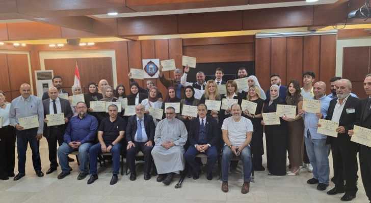 بلدية طرابلس تختتم دورة لإعداد محاضرين في مكافحة الإدمان وتخرّج 40 متدرّبًا