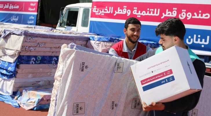بلدية صيدا تواكب توزيع مساعدات قطرية للنازحين في المنازل