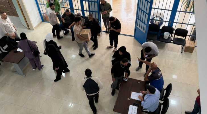 بلدية شقرا ودوبيه توزّع 1500 حصة غذائية مقدّمة من برنامج الأغذية العالمي