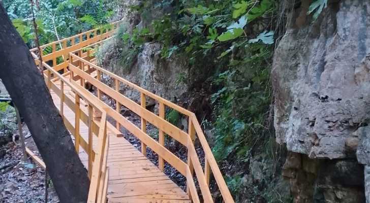 بلدية الشويفات تنهي صيانة وتركيب جسور في محمية وادي أبو سمعان