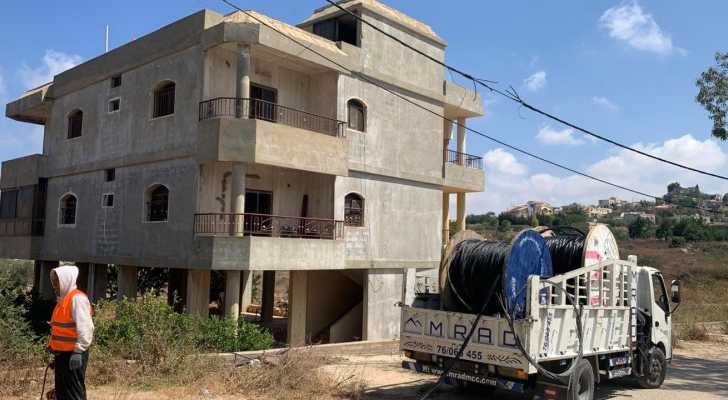 بلدية زبقين تبدأ أعمال تأهيل شبكة الكهرباء الداخلية المتضررة جراء العدوان الإسرائيلي