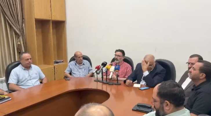 بلدية بعلبك تبحث مع بلديات المنطقة أزمة الكلاب الشاردة وسبل معالجتها