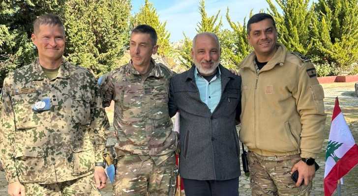 جلسة تنسيقية في مبنى بلدية بليدا جمعت الكتيبتين الفرنسية والفنلندية