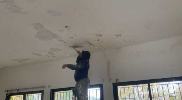 أعمال تأهيل داخلية في مستوصف عيناثا ضمن خطة لتطوير الخدمات الصحية