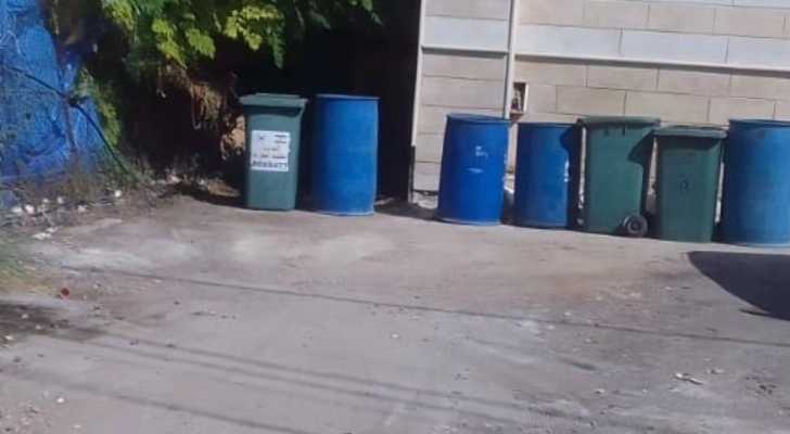 بلدية طيردبا تنفّذ حملة تنظيف في عدد من أحياء البلدة