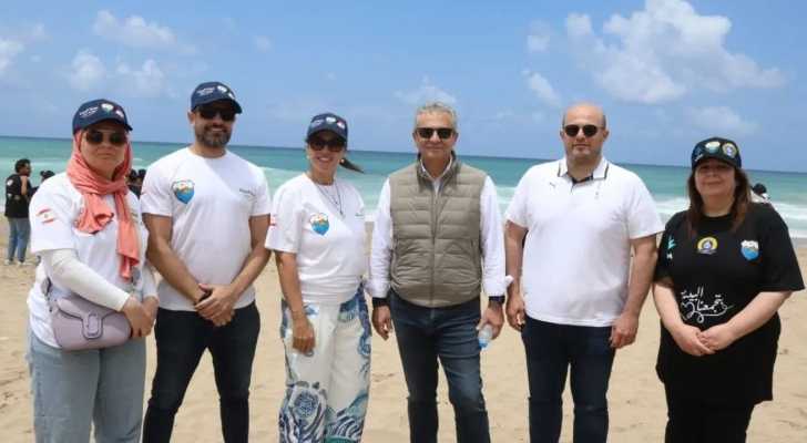 بلدية صيدا تنظّم حملة بيئية على الشاطئ تحت شعار