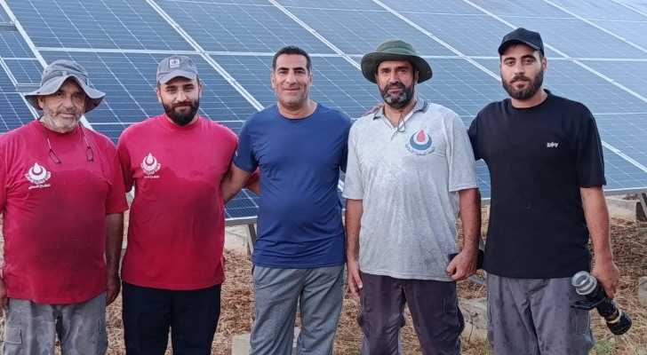 بلدية جبشيت تستكمل أعمال تغذية بئر الوطى بالكهرباء لزيادة ساعات تشغيله