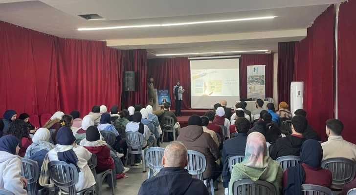 بلدية العباسية تنظم محاضرة توعوية حول مخاطر استخدام السجائر الإلكترونية