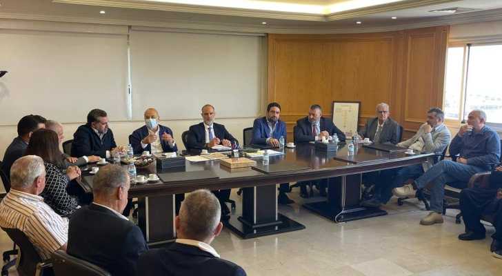 اتحاد بلديات الغرب الأعلى والشحار يبحث مع وزارة الأشغال ملفات إنمائية وخدماتية