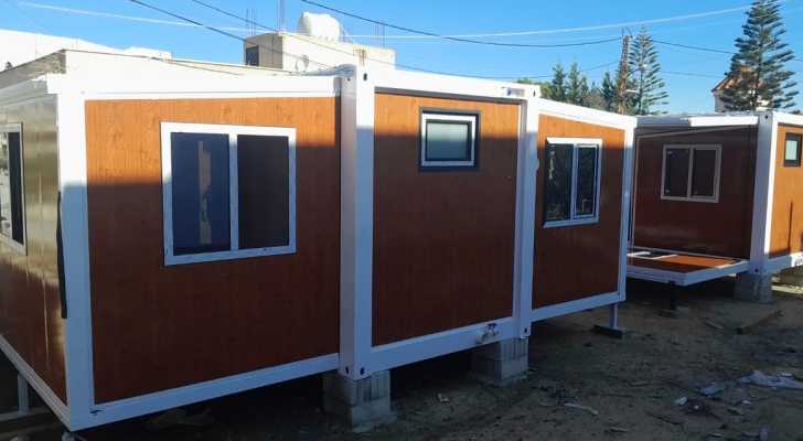 بلدية رشاف تتسلم 5 بيوت جاهزة من مؤسسات دولية لدعم السكان المحليين