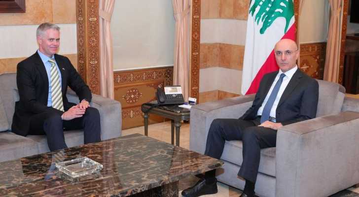 وزير الداخلية والبلديات يبحث مع السفير الأسترالي دعم الأجهزة التابعة للوزارة