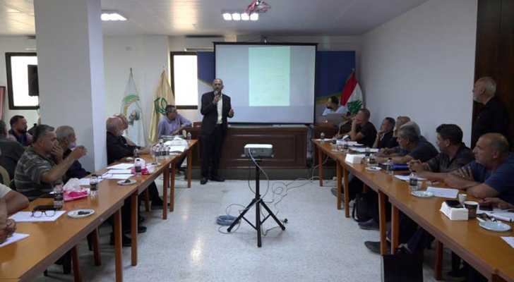 العمل البلدي في منطقة جبل عامل الثانية يُنجز ورشة للمخاتير الجُدد