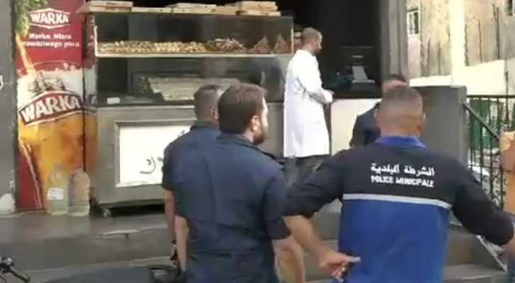 بالفيديو: بلدية الغبيري تواصل حملة إقفال محالات لعدم حيازة عمالها للمستندات القانونية المطلوبة