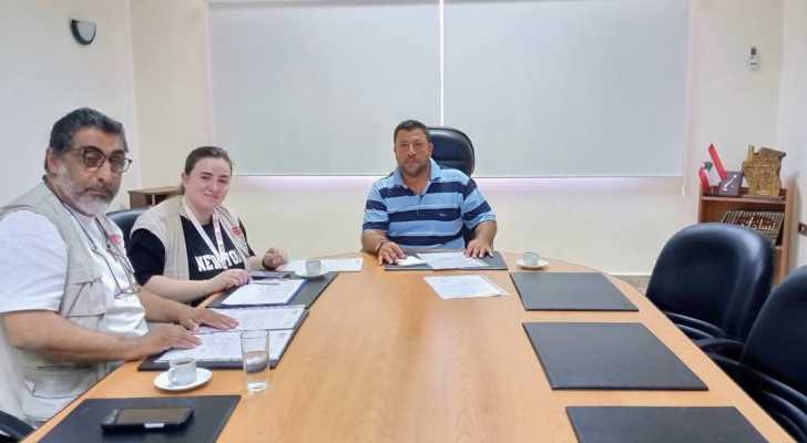 بلدية جدرا تبحث مع جمعية الإغاثة الأولية الدولية دعم النازحين وتعزيز التعاون الإنساني