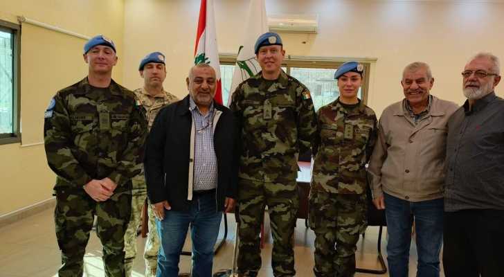 الكتيبة الإيرلندية في اليونيفيل تزور بلدية عيناثا لبحث التعاون والمشاريع المشتركة