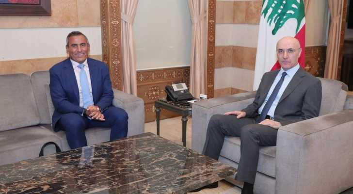 بلدية عندقت تبحث مع وزير الداخلية والبلديات إجراءات تعزيز السلامة المرورية وحاجات البلدة