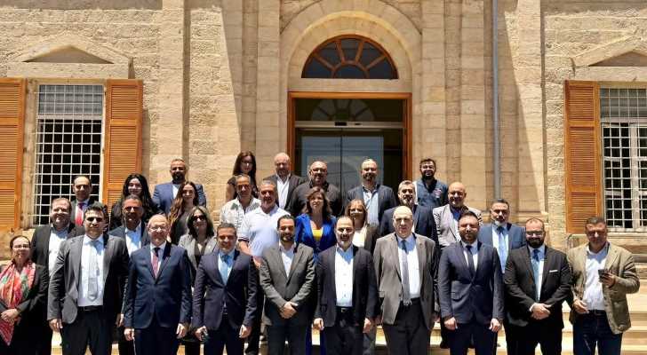 بلدية زحلة تبحث مع مدراء عامين من مختلف الوزارات أولويات التنمية ومشاريع القضاء