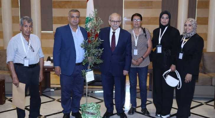 وفد من بلدية يارين يطلع رئيس الحكومة على أوضاع النازحين من أبناء البلدة