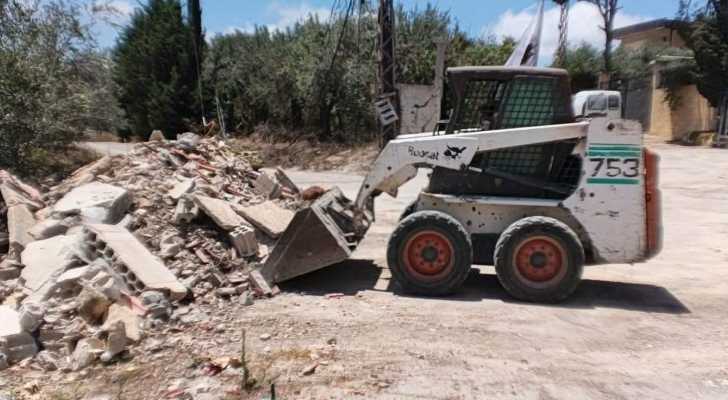 اتحاد بلديات الشقيف النبطية يواصل إزالة الردميات وفتح الطرقات في أنصار