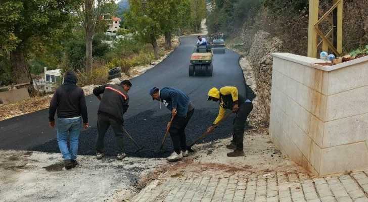 بلدية جباع وعين بوسوار تعلن إنجاز صيانة طريقَي دليتون والبساتين المتضرّرين جرّاء العدوان الإسرائيلي