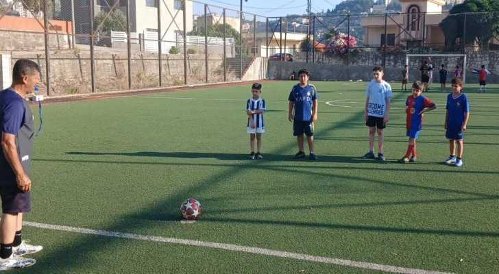بلدية السلطانية تطلق المدرسة الكروية الصيفية