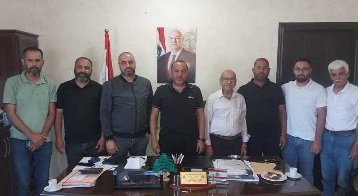 بلدية البيسارية تبحث مع منسق