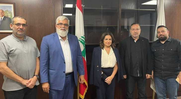 وفد من بلدية بنت جبيل يبحث مع وزيرة الشؤون الاجتماعية أوضاع النازحين وأضرار العدوان