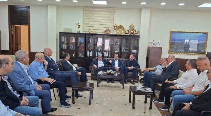 رئيس بلدية الشويفات يبحث مع وفد من «أمل» التعاون البلدي واللامركزية الإدارية