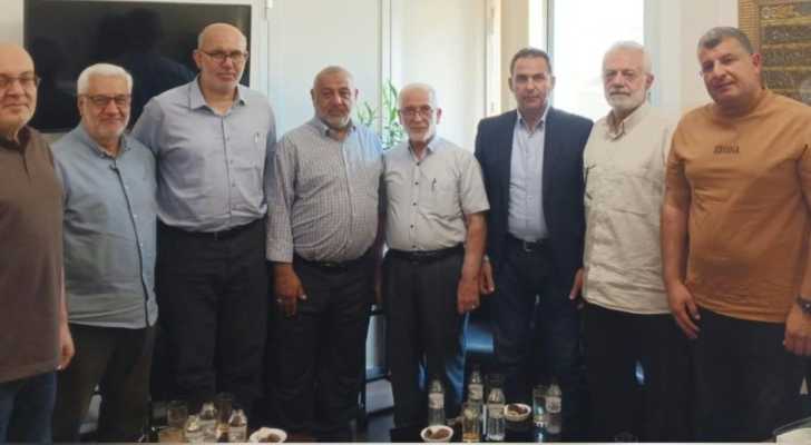 بلدية عيناثا تتابع أوضاع طلاب البلدة مع عدد من المؤسسات التربوية