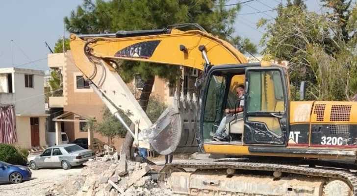 بلدية جويا تباشر تأهيل طريق درب العين بالتعاون مع وزارة الأشغال وتحذّر السائقين