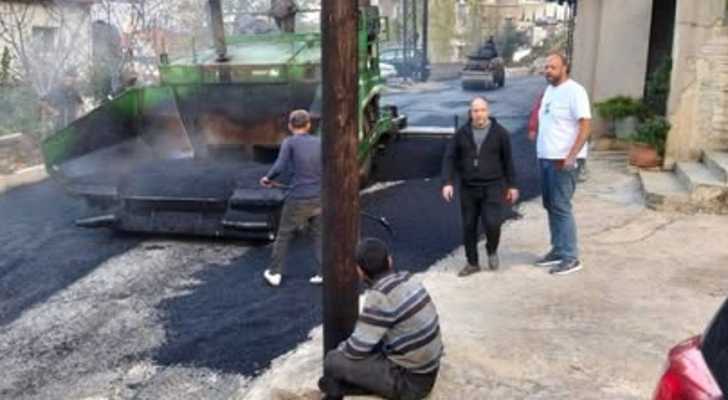 بلدية القريّة تنهي تزفيت الطرقات المُدرجة ضمن ملفها لوزارة الأشغال